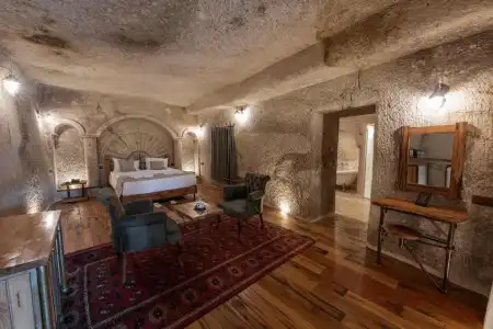 Sarnich Cave Suites - 141