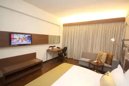 Vivanta Kolkata EM Bypass - 112