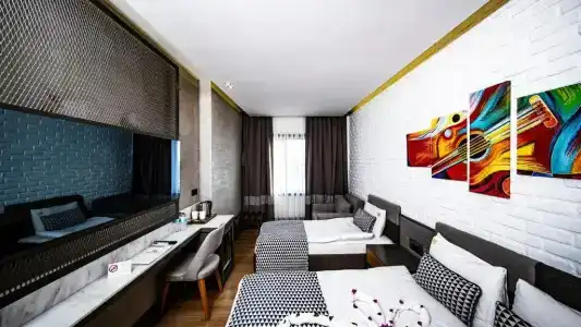 Laren Family & Spa - Boutique - 71