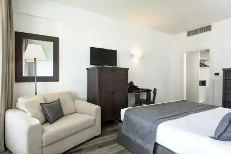 Bellevue & Resort - 128