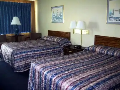 Sun N Fun Motel - 5