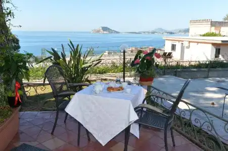 Miramare Residence Guest House - 42