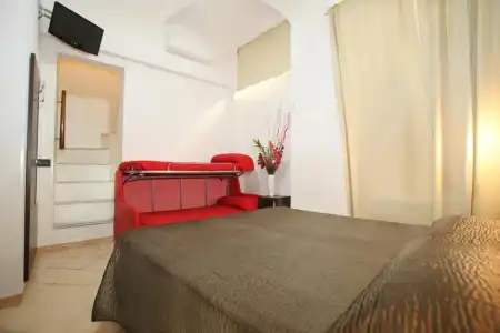Sakura Inn Sanremo - 2