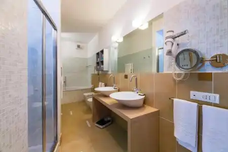 Mioni Royal San - 32