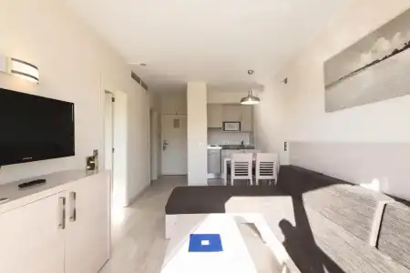Palm Garden Apartments - 31