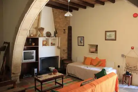 Vouni Lodge - 2