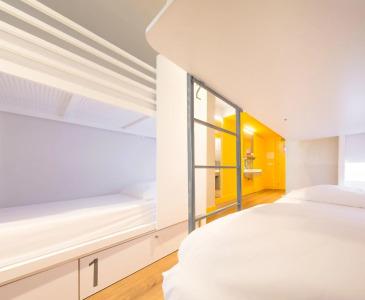 Generator Barcelona - 33