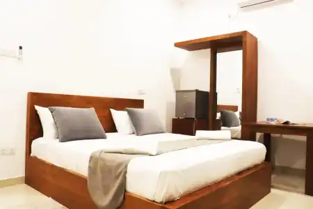 Marakolliya Beach Resort - 4