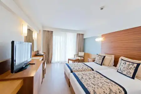 Trendy Side Beach - 76