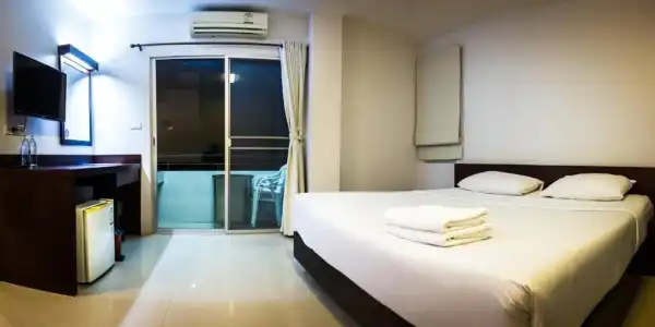 Sunshine Hostel Hua Hin - 3