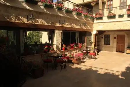 Fresco Cave Suites & Mansions - Special Class - 24