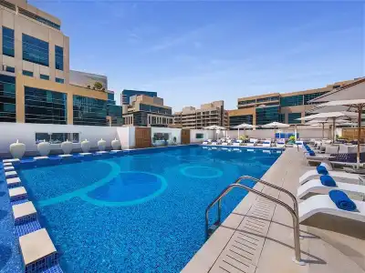Double Tree by Hilton Dubai Business Bay - 5