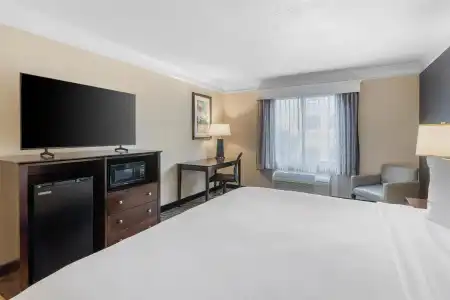 Best Western Augusta West - 58