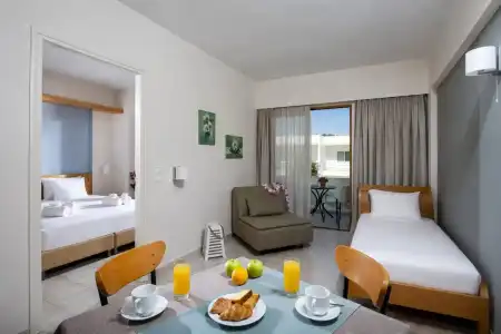 Mary & Mary Royal Suites - 71