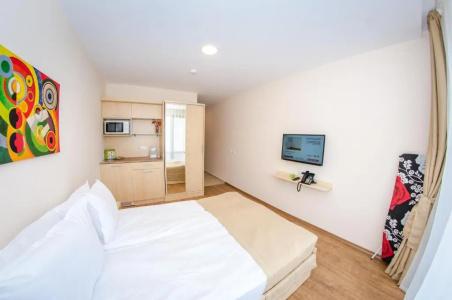 Premier Fort Cuisine - Full Board - 55