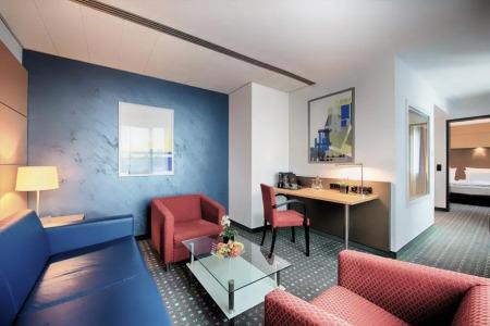 Ramada by Wyndham Essen - 77