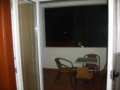 Lyon Apartments - 5