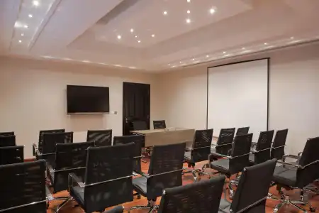 The Cove Rotana Resort - 18