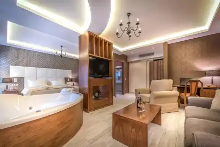 Elegance Luxury Executive Suites - Adults Only - 51