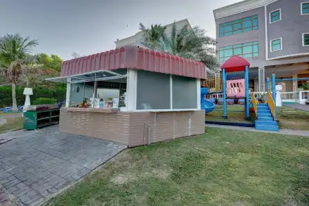 Royal Beach Resort & Spa - 29