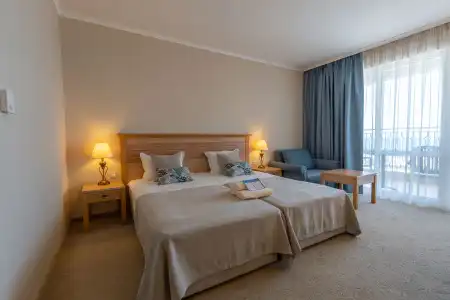 DIT Majestic Beach Resort - 4