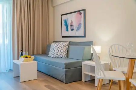 Bio Suites - 145