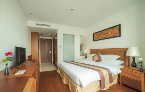 Phnom Penh Katari - 82