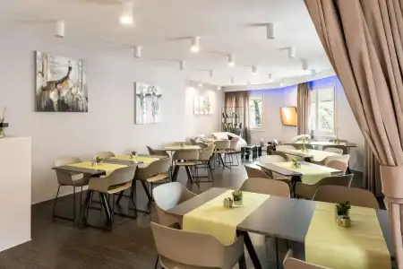 Le Camp Resort - 23