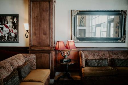 Oxford Suites Boise - 4