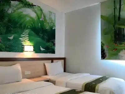 Mega Inn - 11