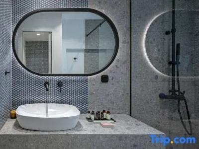 Acro Urban Suites - 56