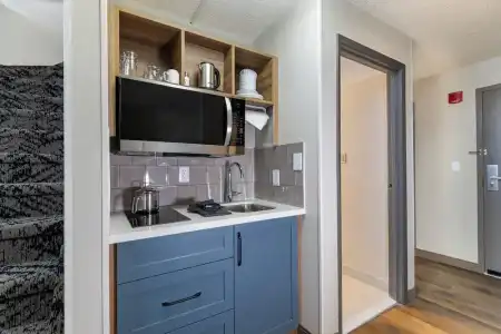 Holiday Inn & Suites London by IHG - 42