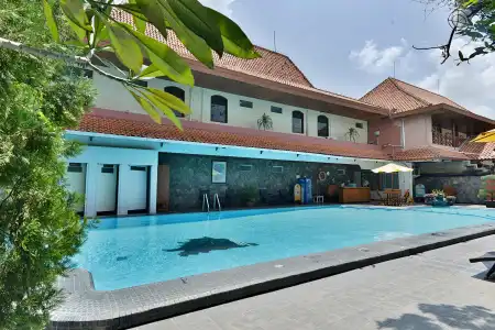 Puri Artha - 10