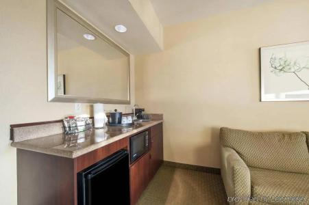 Hampton Inn Phoenix-Airport North - 32