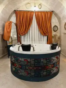 Serenus Cave Suites - 18