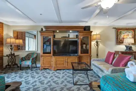 Pacific Terrace - 79