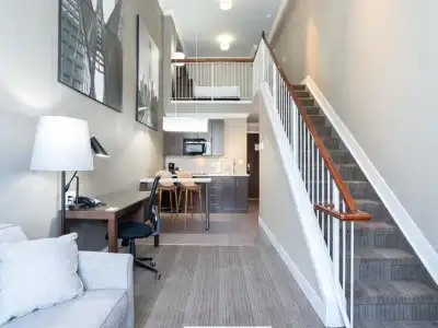 Sandman & Suites Calgary South - 55