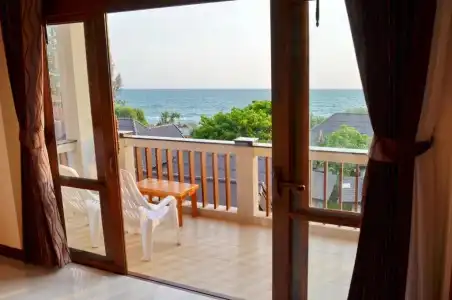Lanta Miami Resort - 44