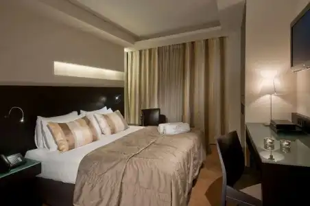 O&B Athens Boutique - 57
