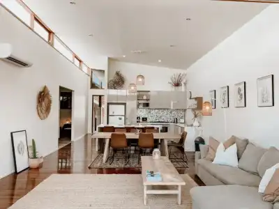 Byron Butter Factory Apartments - 1