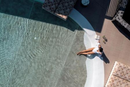 Cresanto Luxury Suites - 36
