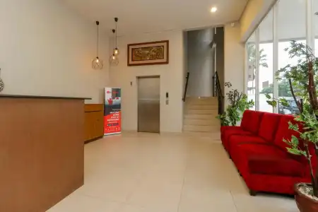 RedDoorz Plus @ Kapuk Business Park - 1