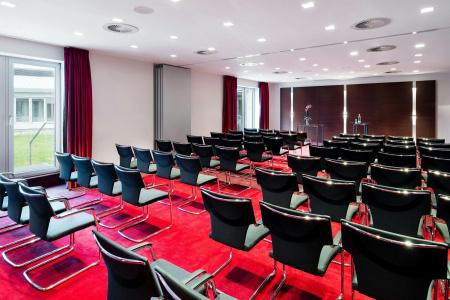 Sheraton Duesseldorf Airport - 33