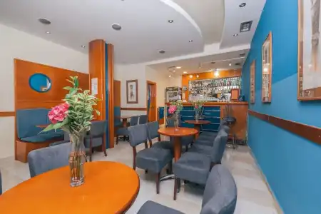 Villa Royal Apartments - 1