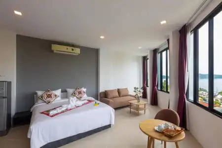 Rossarin Sea View Patong - 57