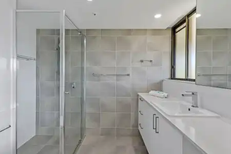 Gemini Court Holiday Apartments - 228