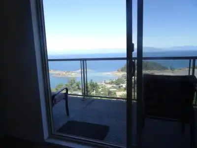 Gibralter Rock Ocean View B&B - 10