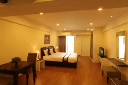 Nanatai Suites - 100