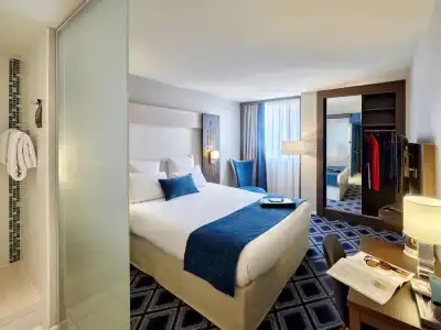 Mercure Chartres Centre Cathédrale - 51
