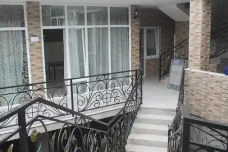 Rudi Guest House - 1